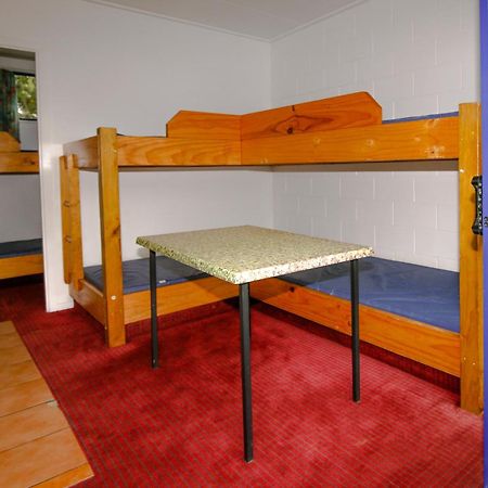 New Plymouth Top 10 Holiday Park Kamer foto