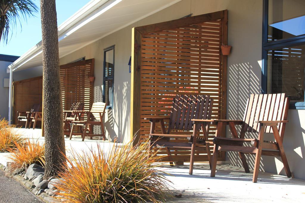 New Plymouth Top 10 Holiday Park Kamer foto